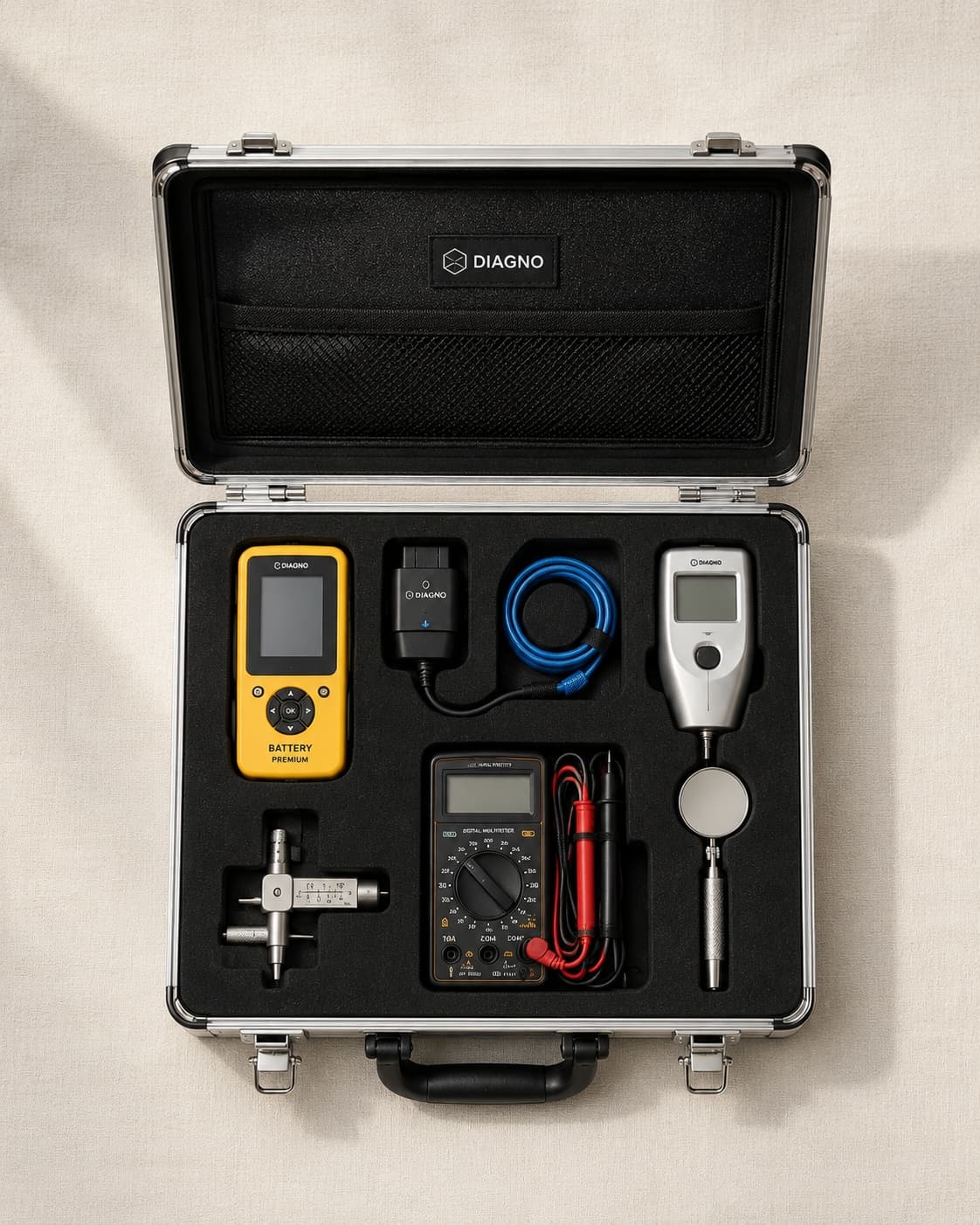 Diavag Hardware-Koffer mit Diagnose-Tools für Sachverständige, Top-Down
